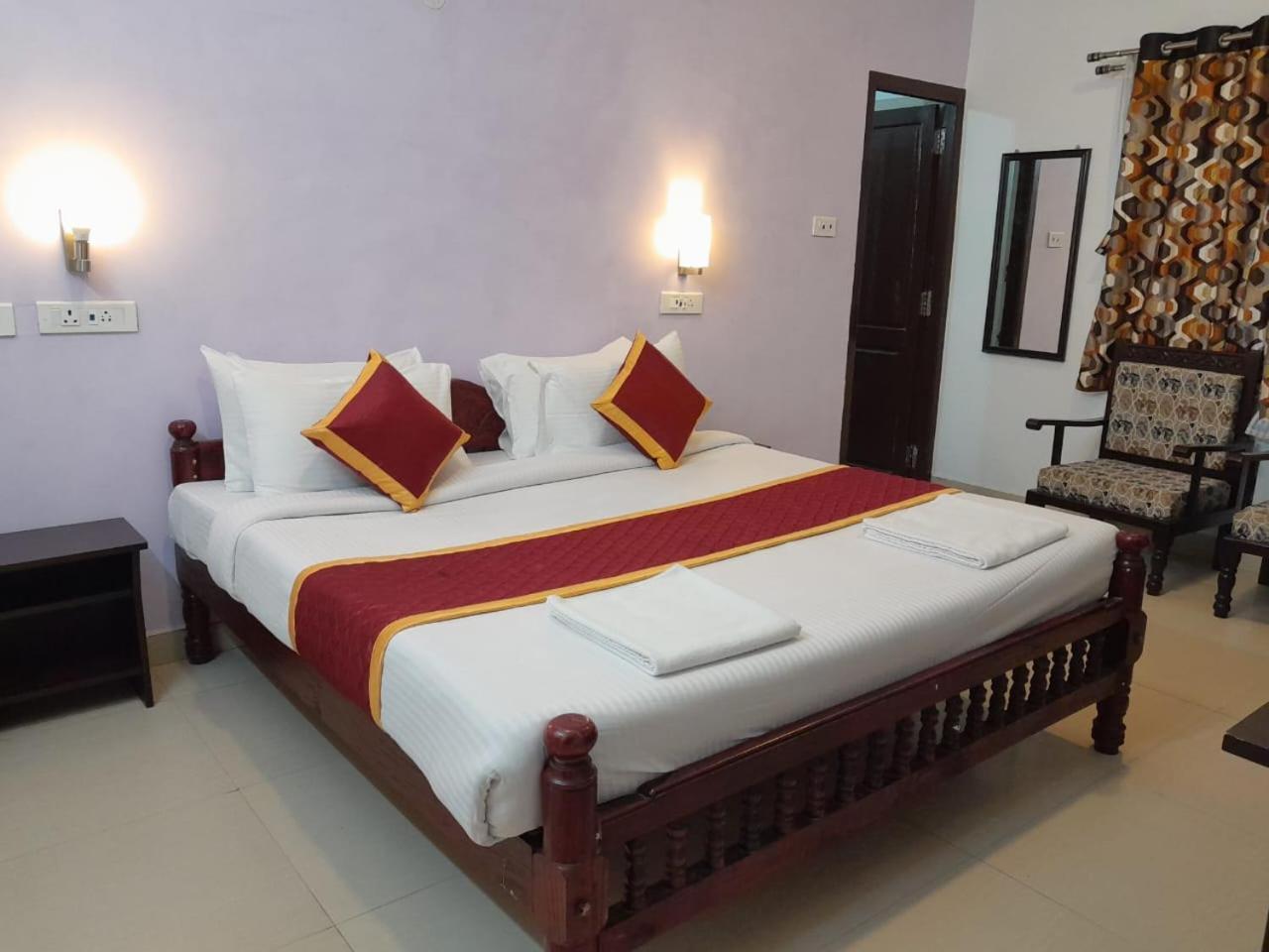 Royal Serene Villas Ooty Esterno foto