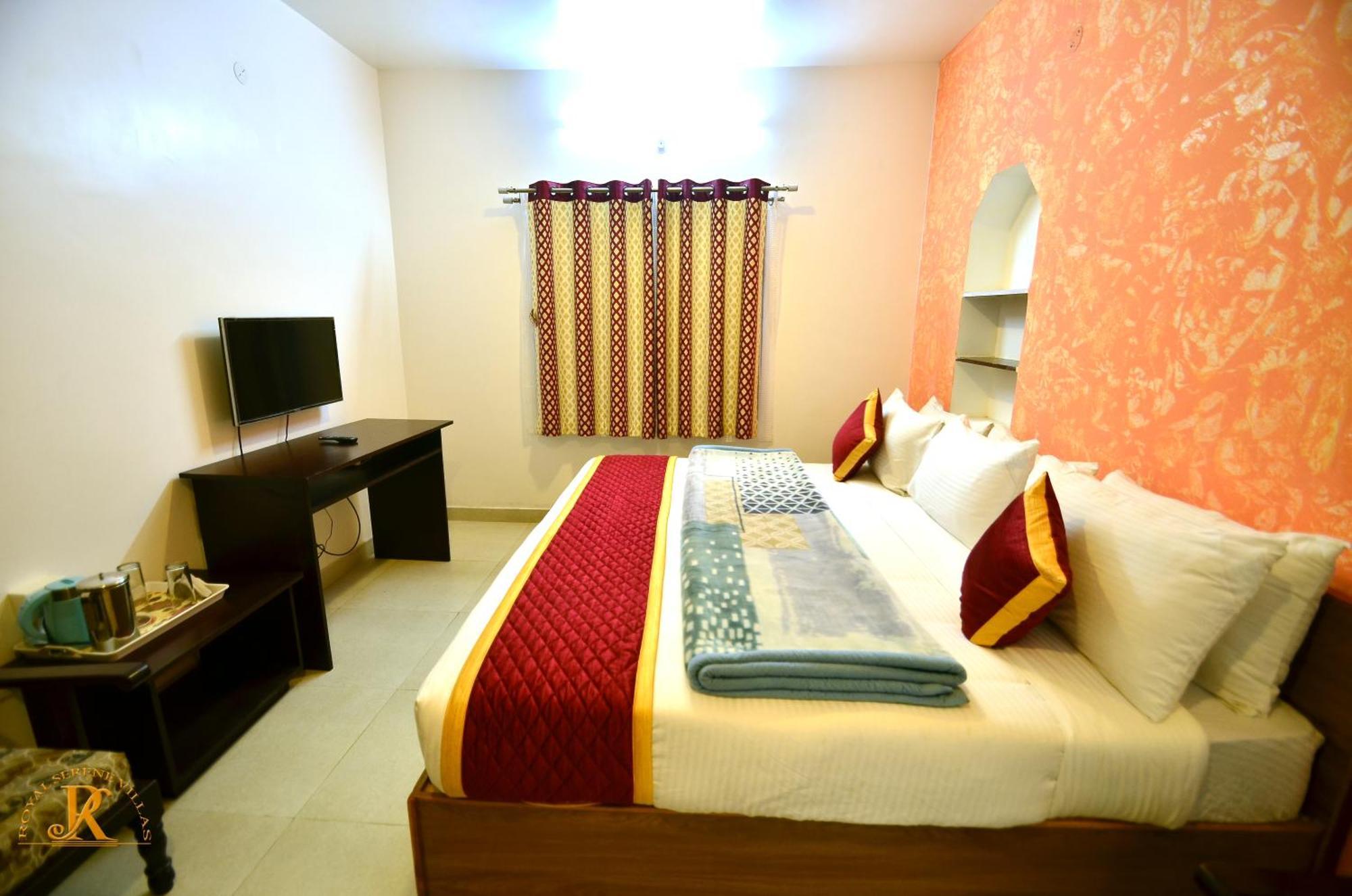 Royal Serene Villas Ooty Esterno foto