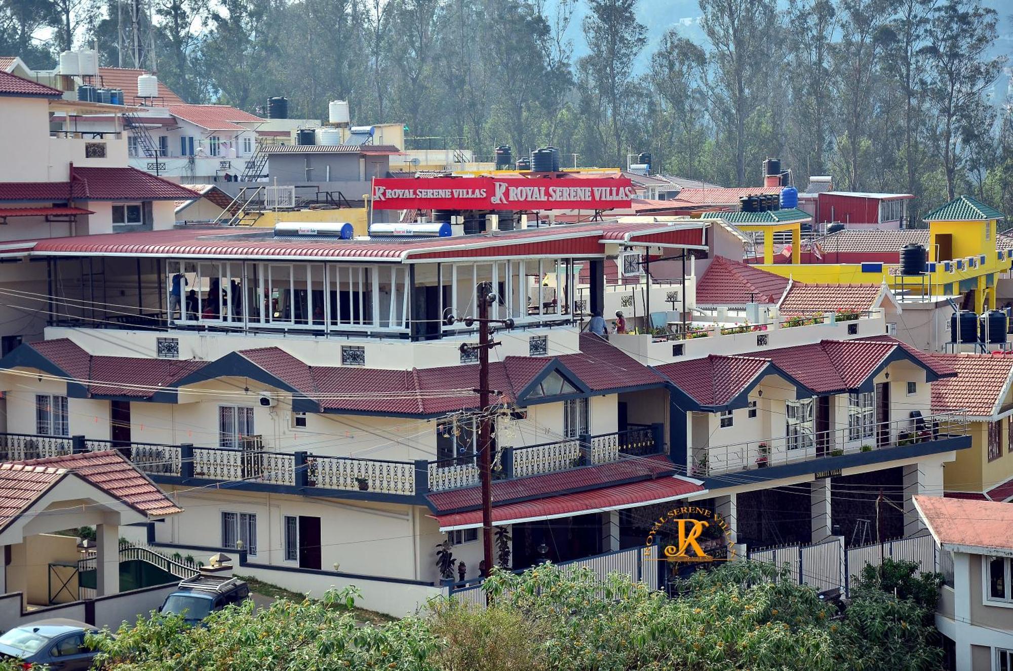 Royal Serene Villas Ooty Esterno foto